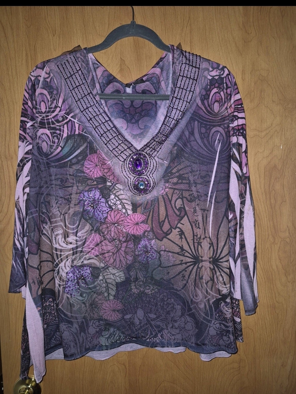 Women’s Purple Floral V-Neck Long Sleeve Top